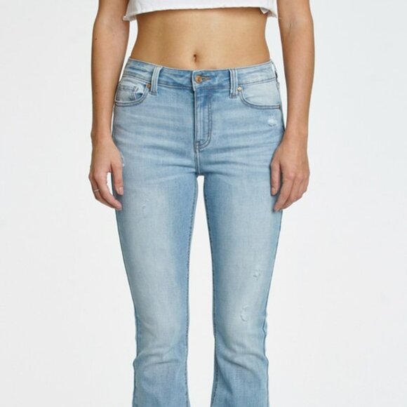 MID RISE BOOTCUT JEANS  (LIGHT WASH) - Picture 2 of 4